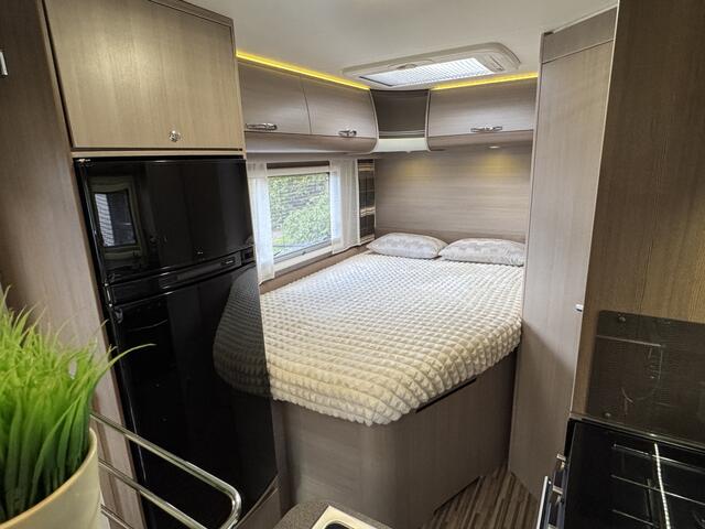 Adria Matrix Supreme M 657SF 150 pk Euro5 Rena