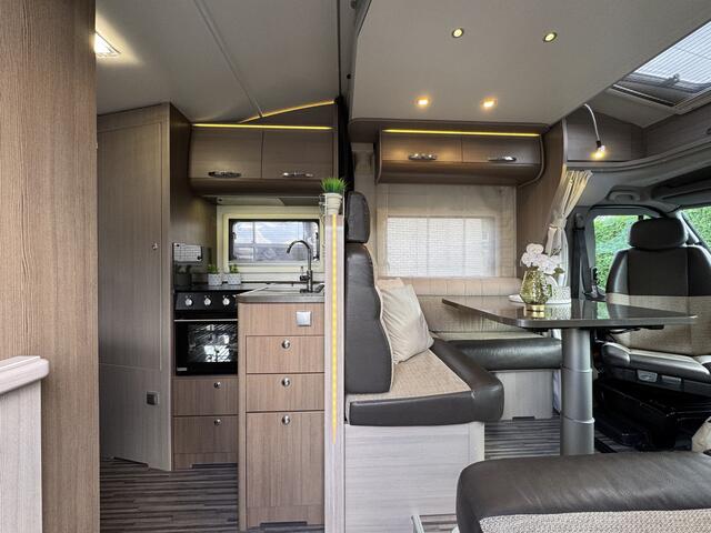 Adria Matrix Supreme M 657SF 150 pk Euro5 Rena
