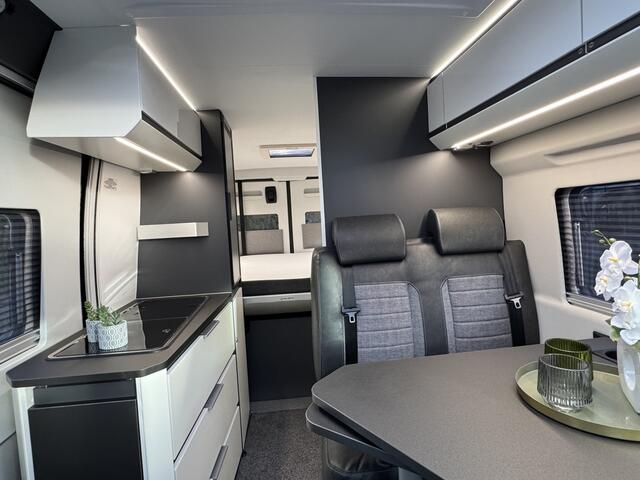 Adria Twin Supreme 640 SGX 160 pk AUTOMAAT 9-T