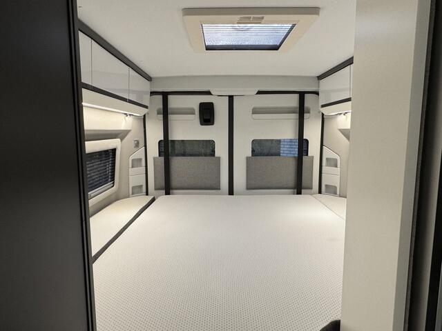 Adria Twin Supreme 640 SGX 160 pk AUTOMAAT 9-T