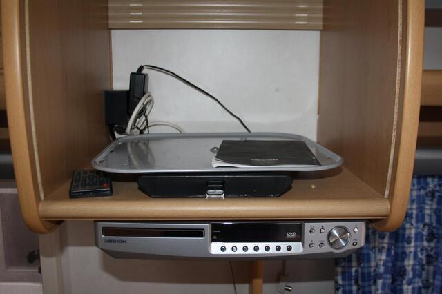 TEC 490 P1 Stapel Bed, Midden Keuken, Trein