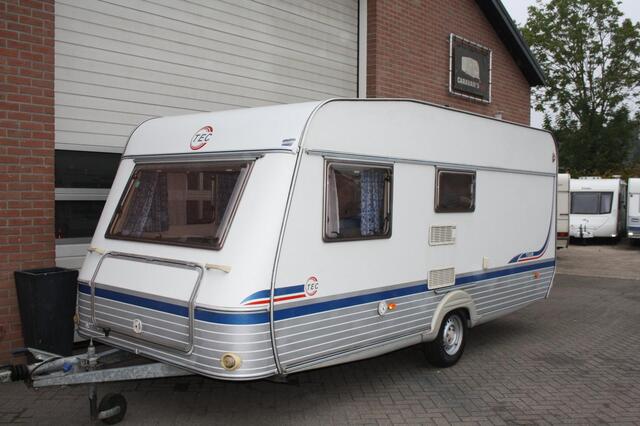 TEC 490 P1 Stapel Bed, Midden Keuken, Trein