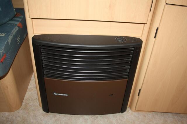 TEC 490 P1 Stapel Bed, Midden Keuken, Trein