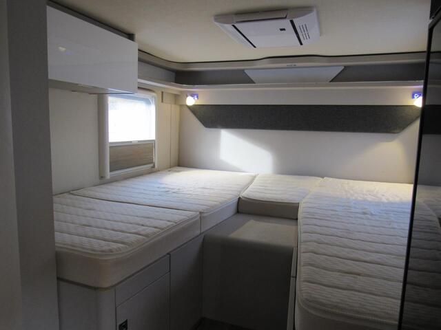 Hymer T585s Mercedes Aut.bj2022 Enkele Bedden+