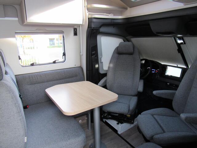 Hymer T585s Mercedes Aut.bj2022 Enkele Bedden+