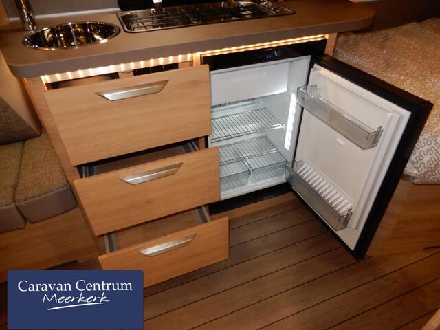Knaus Sudwind Black Selection 450 FU VOORDEELP