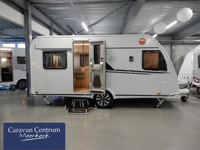 Knaus Sudwind Black Selection 450 FU VOORDEELP