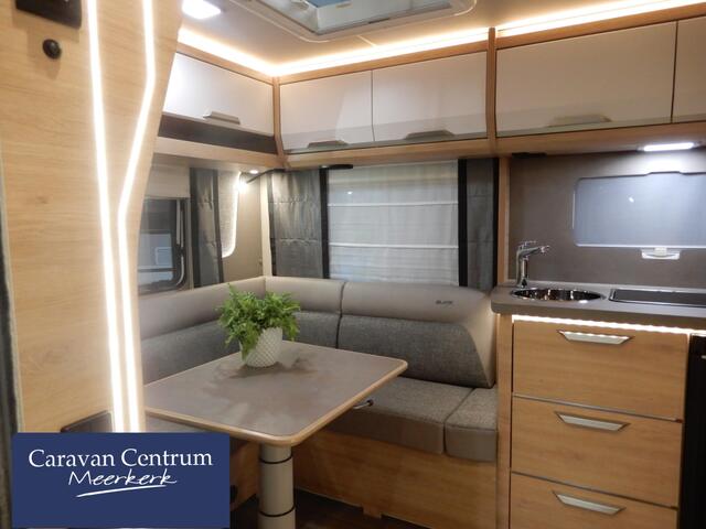 Knaus Sudwind Black Selection 450 FU VOORDEELP