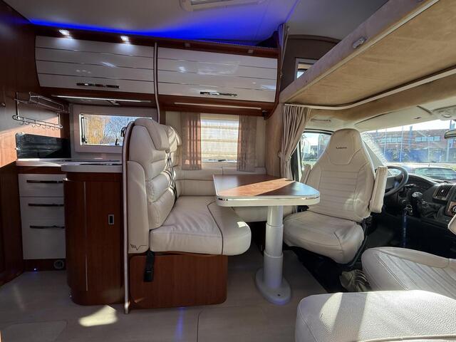 Mobilvetta KEA M76 lengte en alkoof bed 2x airco