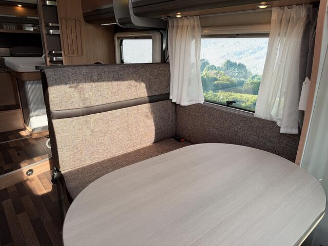 Knaus SKY TI 700 MEG SILVER SELECTION / Gratis