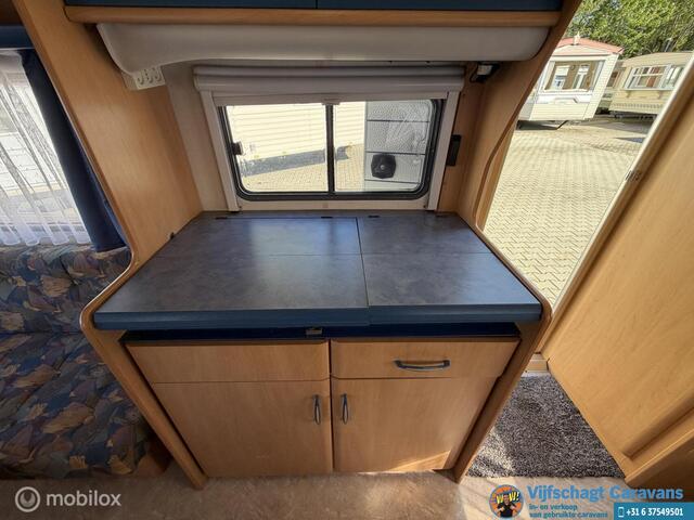 Hobby DE Luxe 440 incl voortent
