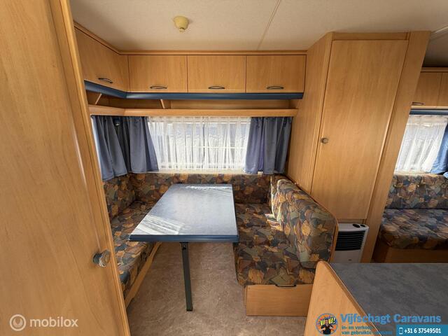 Hobby DE Luxe 440 incl voortent