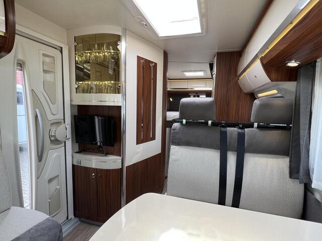 Hobby Premium T65 GE Enkele Bedden Lithium Zon
