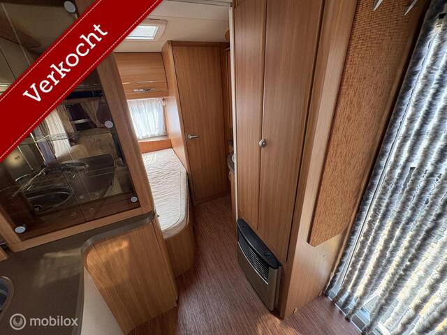 Hobby 460 Ufe De Luxe met Deeltent, Luifel , M