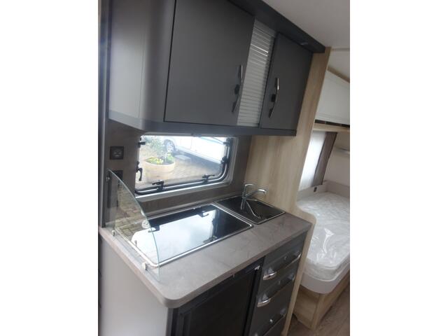 Hobby DE Luxe 460 UL