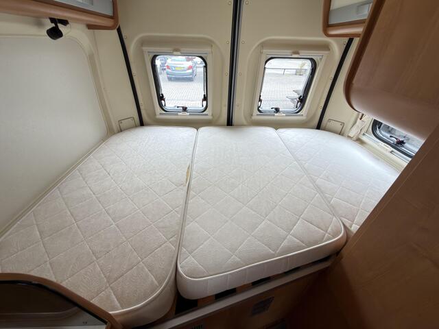 Karmann Davis 595