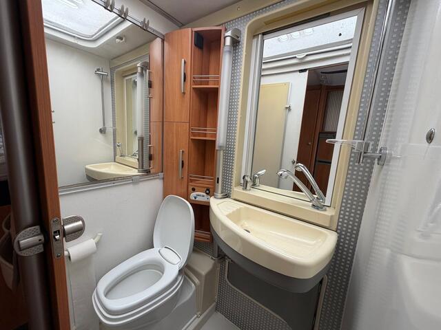 Hymer Eriba B 644 | Vol-optie's | Dakairco |