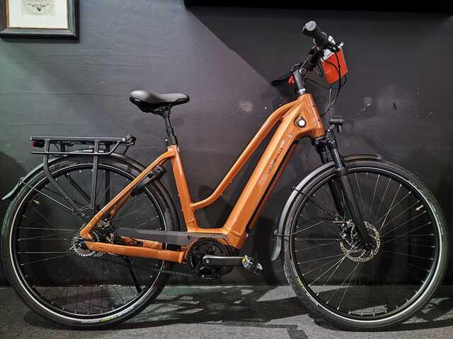 Velo De Ville AEB890 Performance Demo