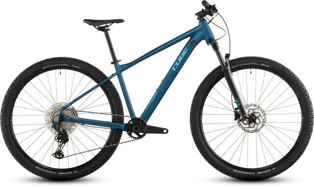 Cube Attention Pro Maat M Electric Blue
