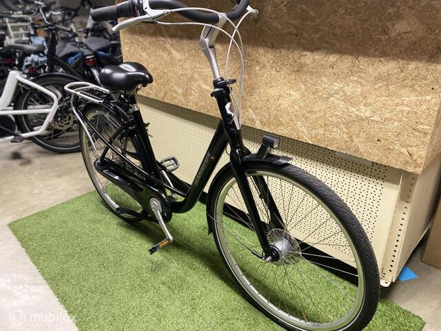 Batavus Mambo LX 2021 MOEDERFIETS 48 CM 7V