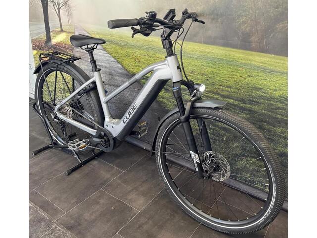 Cube Nuride 750 Elektrische trekkingfiets
