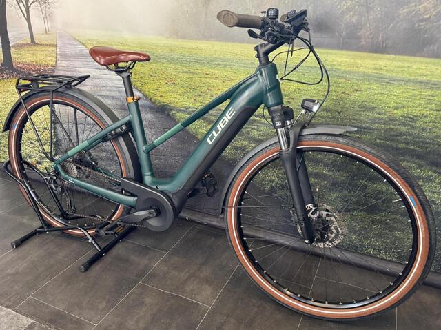Cube Touring 625 Elektrische trekkingfiets
