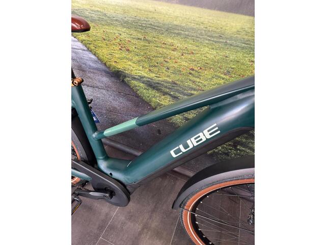 Cube Touring 625 Elektrische trekkingfiets