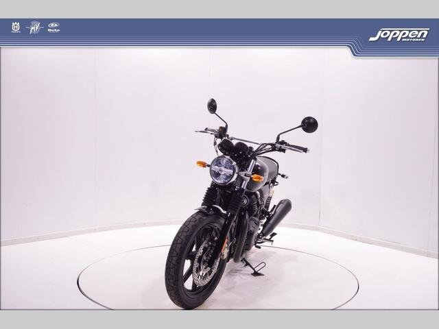 Royal Enfield Interceptor650 black edition