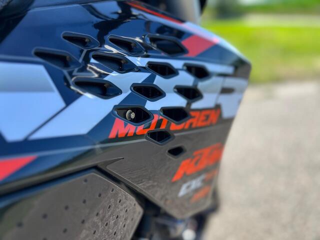 KTM 530 EXC-R Supermoto Supermotard VTR Styl
