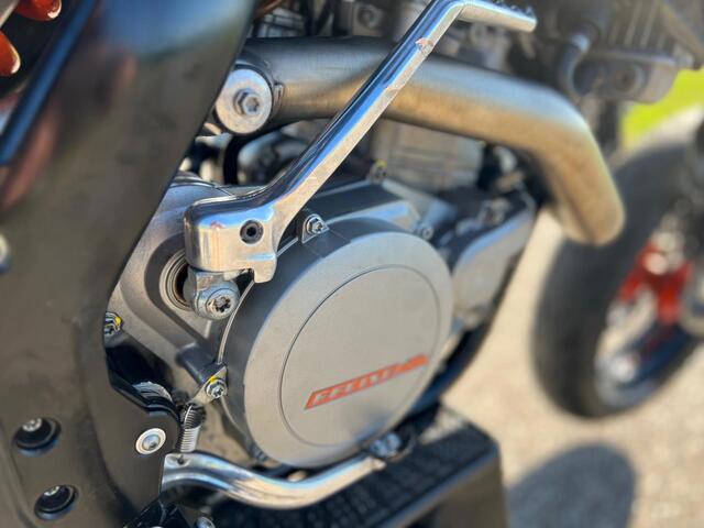 KTM 530 EXC-R Supermoto Supermotard VTR Styl