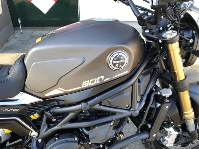 Benelli Leoncino 800 ABS