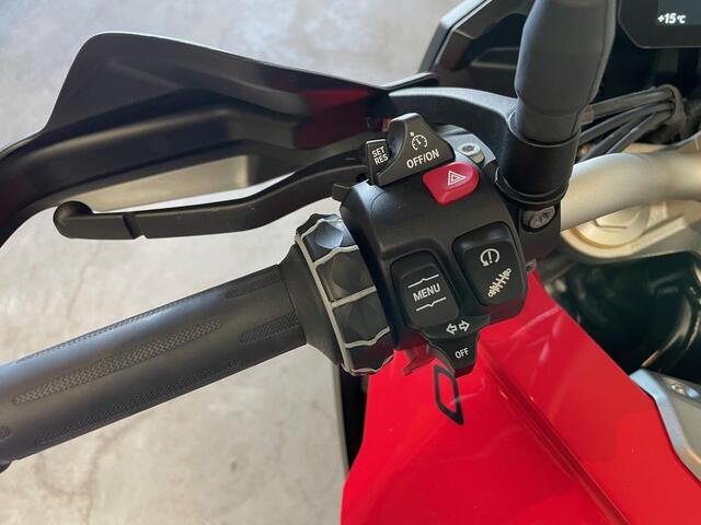 BMW Tour F 900 XR CRUISE NAVI KEYLESS QUICKS
