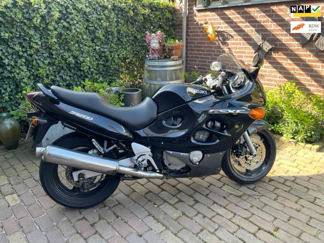 Suzuki Sport GSX 750 F zeer nette motor