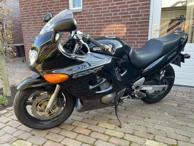 Suzuki Sport GSX 750 F zeer nette motor