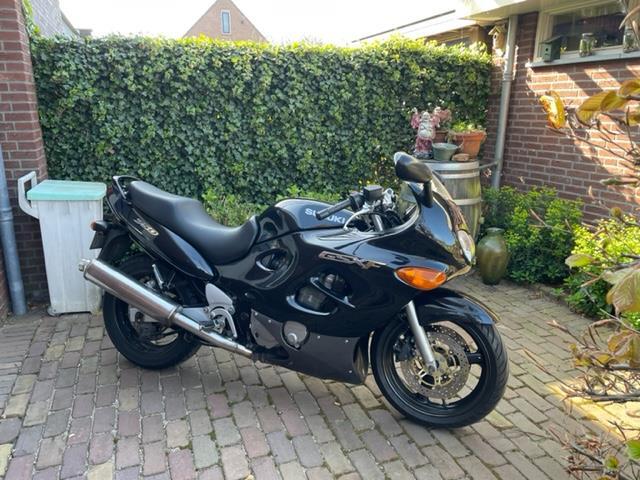 Suzuki Sport GSX 750 F zeer nette motor