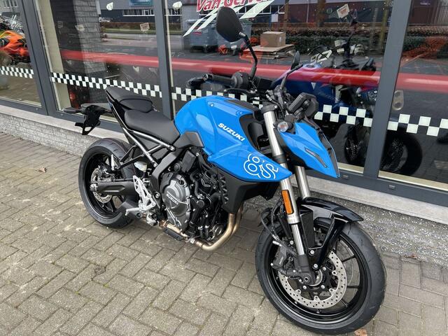 Suzuki GSX-8S