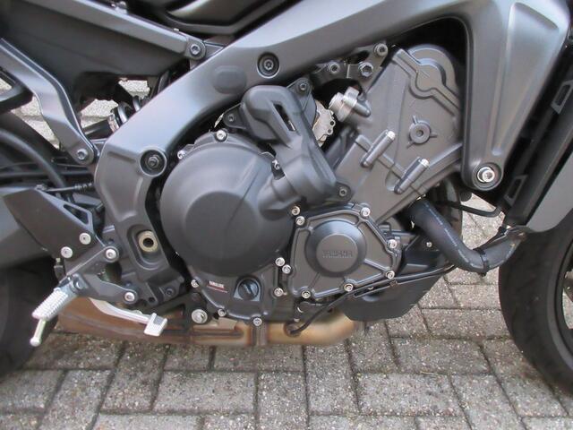 Yamaha MT-09 Y-AMT