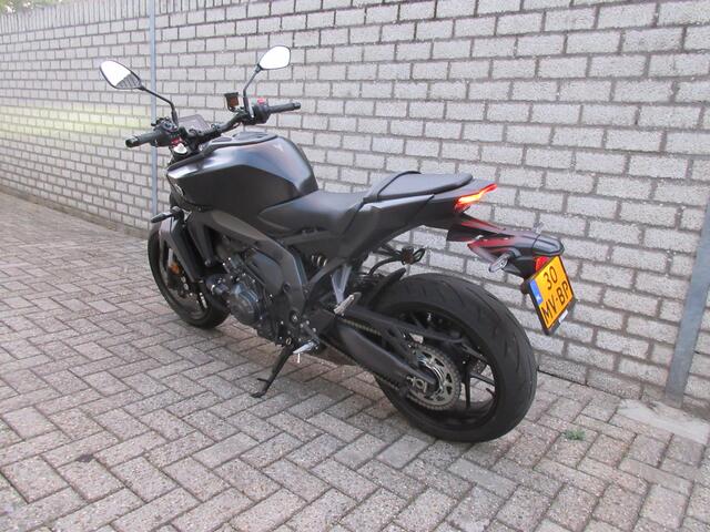 Yamaha MT-09 Y-AMT