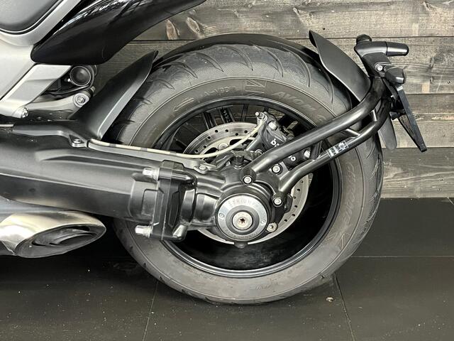 Triumph Rocket 3 R