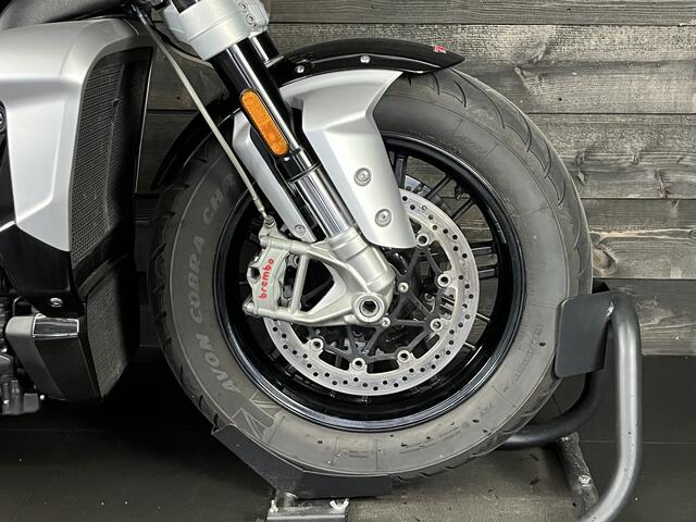 Triumph Rocket 3 R