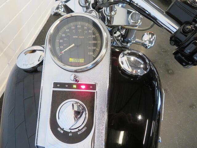 Harley Davidson Fxsti SOFTAIL SPECIAL VOL OPTIES