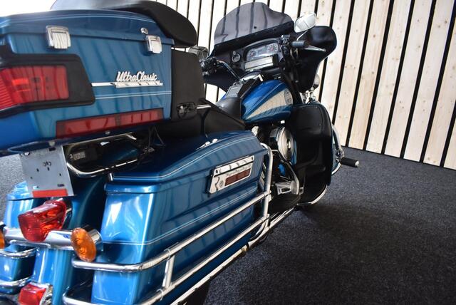 Harley Davidson Tour FLHTCU Ultra Classic 3547mijl Fish