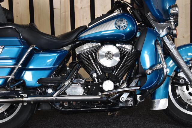 Harley Davidson Tour FLHTCU Ultra Classic 3547mijl Fish