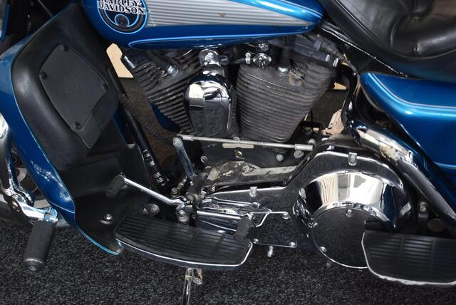 Harley Davidson Tour FLHTCU Ultra Classic 3547mijl Fish