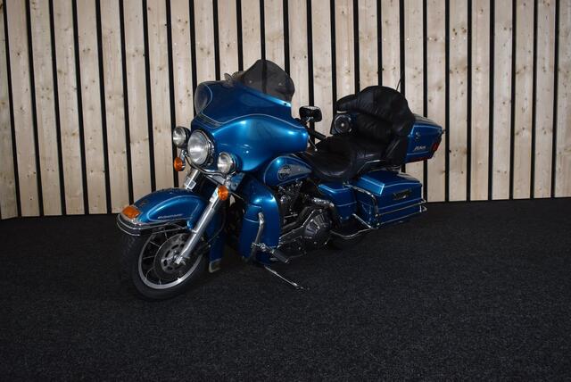 Harley Davidson Tour FLHTCU Ultra Classic 3547mijl Fish