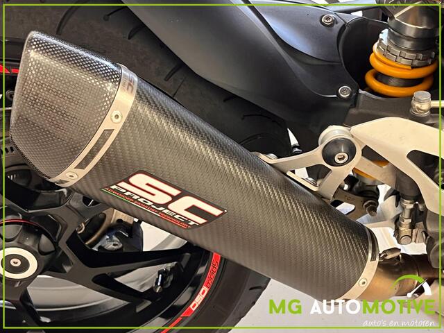 Triumph Speed Triple R | ABS | SC Project | Carb