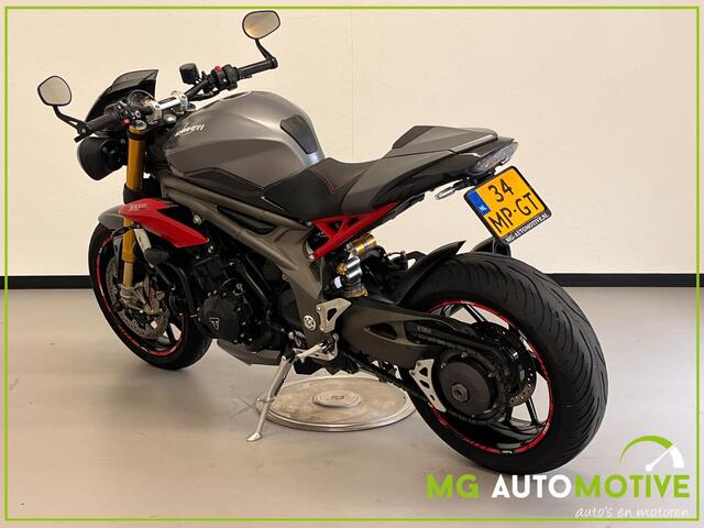 Triumph Speed Triple R | ABS | SC Project | Carb