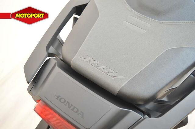 Honda X ADV 750