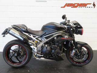 Triumph SPEED TRIPLE 1050 RS ARROW PERFECT!