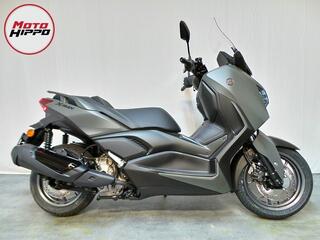 Yamaha X MAX 300